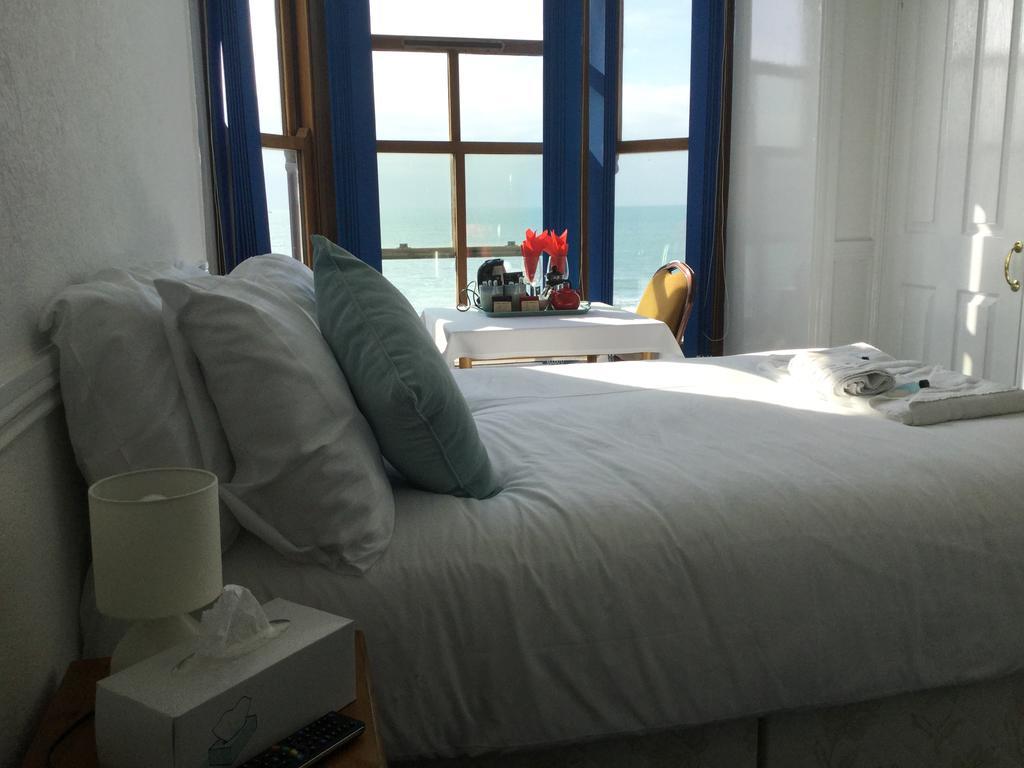 Celtic Bay Guest House Абъристуит Екстериор снимка