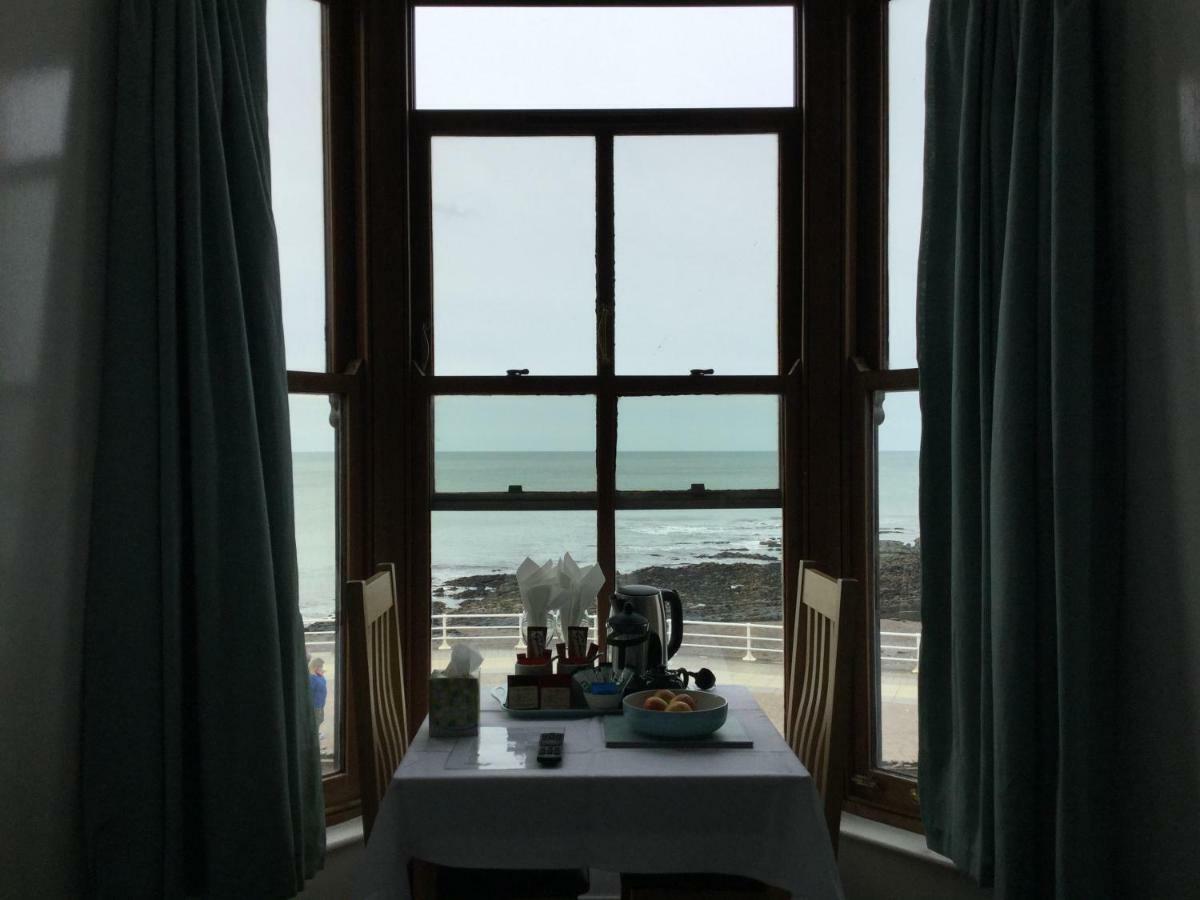 Celtic Bay Guest House Абъристуит Екстериор снимка