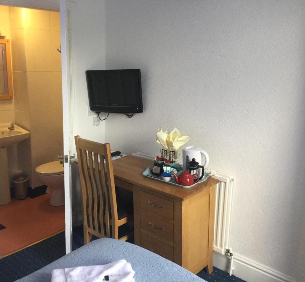 Celtic Bay Guest House Абъристуит Екстериор снимка